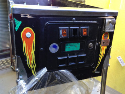 cab2 400x300 - DIY Arcade Teil 2 - Der echt unechte Flipper