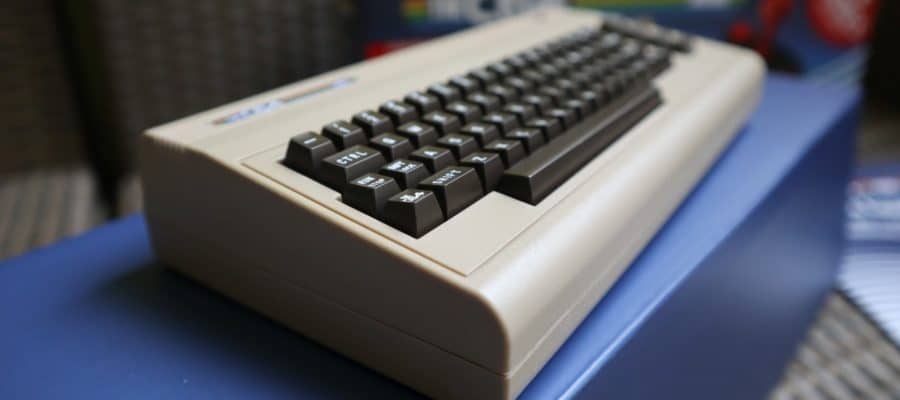 image004 900x400 - THEC64 Mini meets Austria - Das ehrliche Review